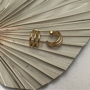 18K Gold Plated c-shaped hoop ear stud stainless steel earrings